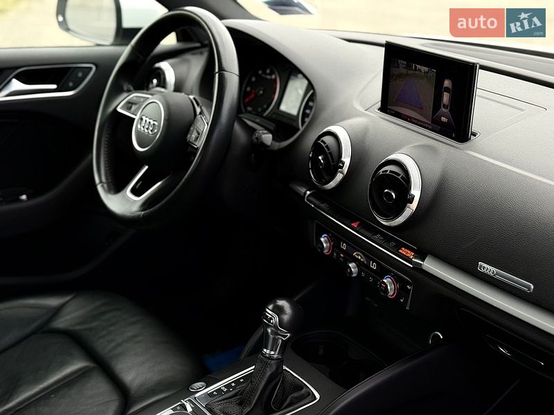Седан Audi A3 2018 в Івано-Франківську