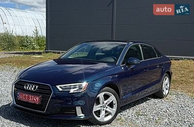Седан Audi A3 2017 в Львове
