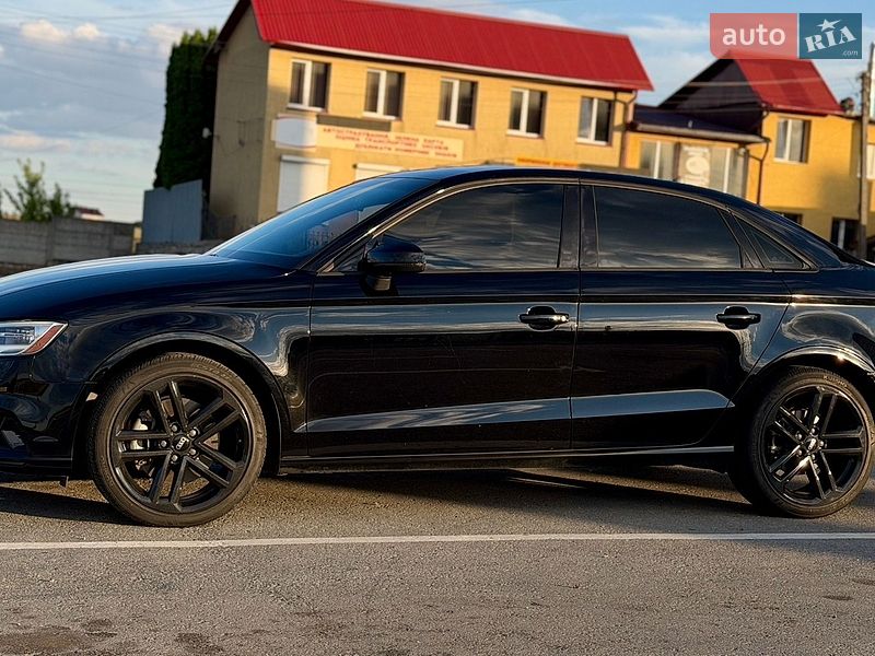 Седан Audi A3 2017 в Тернополе