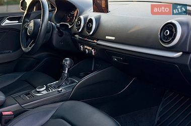 Седан Audi A3 2017 в Тернополе