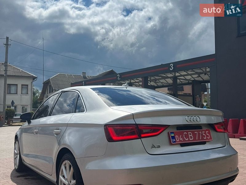 Седан Audi A3 2014 в Болехове