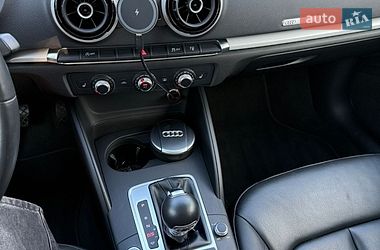 Седан Audi A3 2016 в Києві