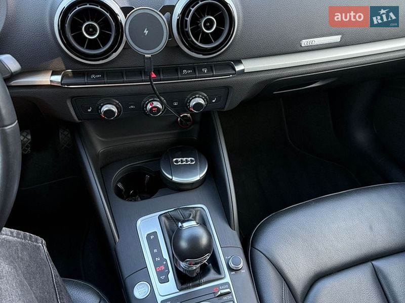 Седан Audi A3 2016 в Києві