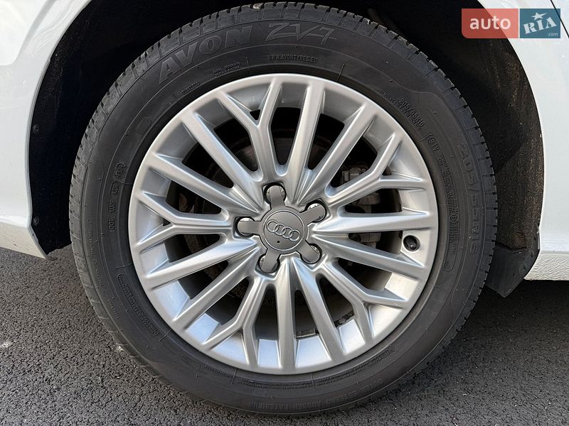 Седан Audi A3 2016 в Києві
