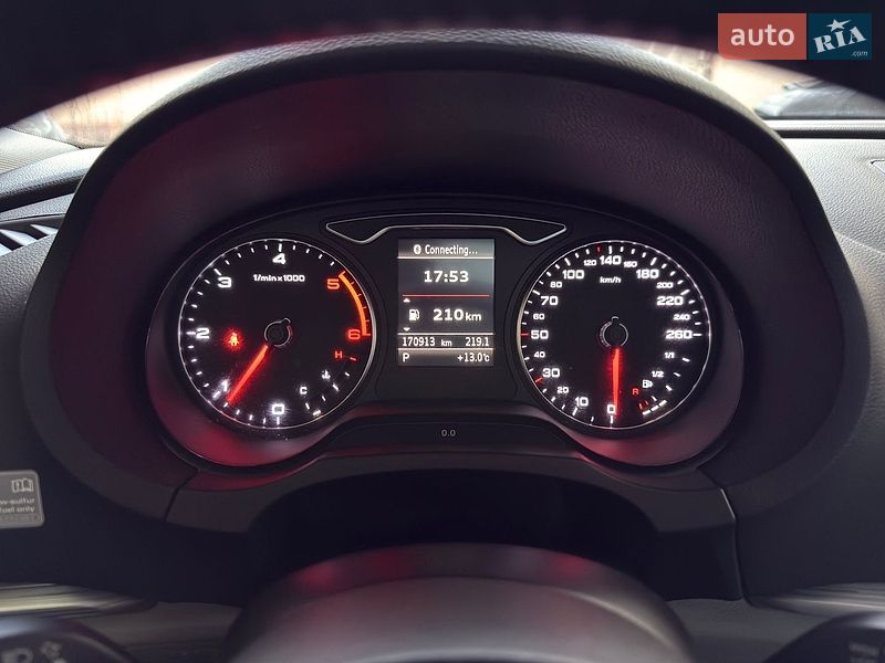 Седан Audi A3 2015 в Івано-Франківську