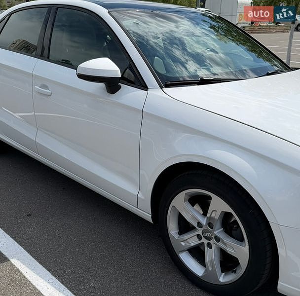 Седан Audi A3 2017 в Києві
