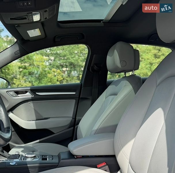 Седан Audi A3 2017 в Києві