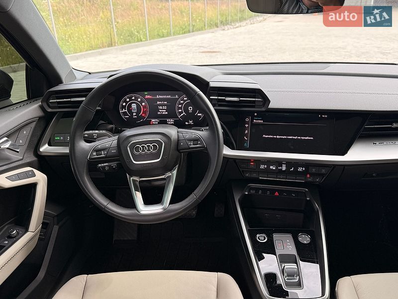 Седан Audi A3 2022 в Львові