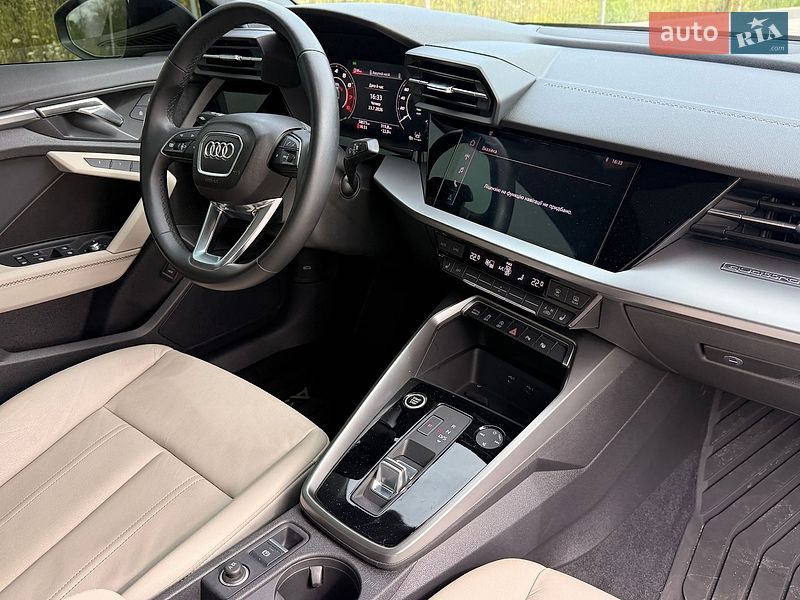 Седан Audi A3 2022 в Львові