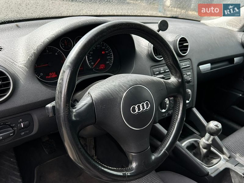 Хетчбек Audi A3 2003 в Луцьку