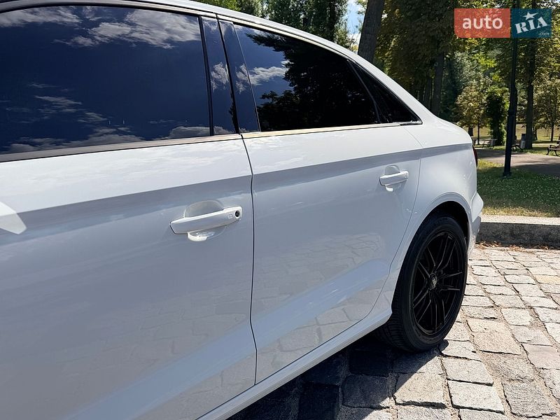 Седан Audi A3 2015 в Києві