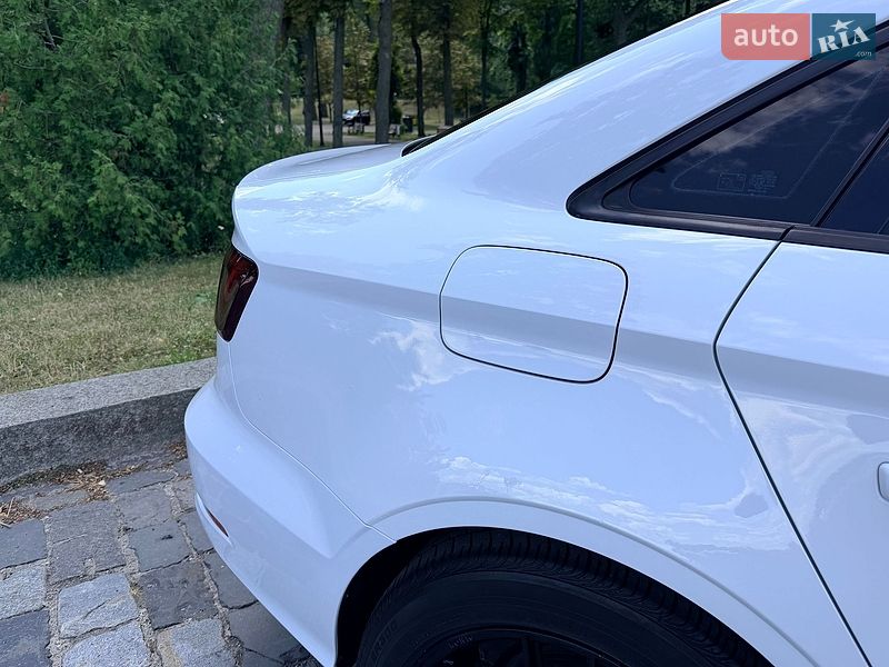 Седан Audi A3 2015 в Києві