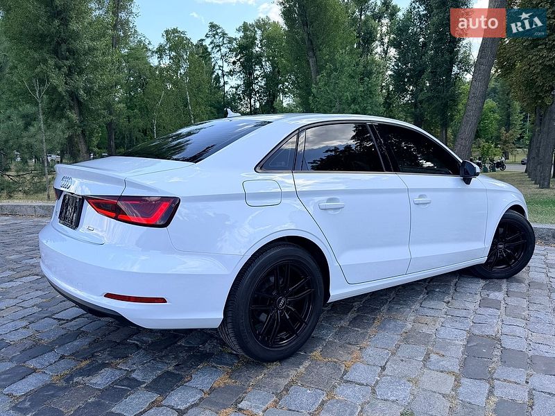 Седан Audi A3 2015 в Києві