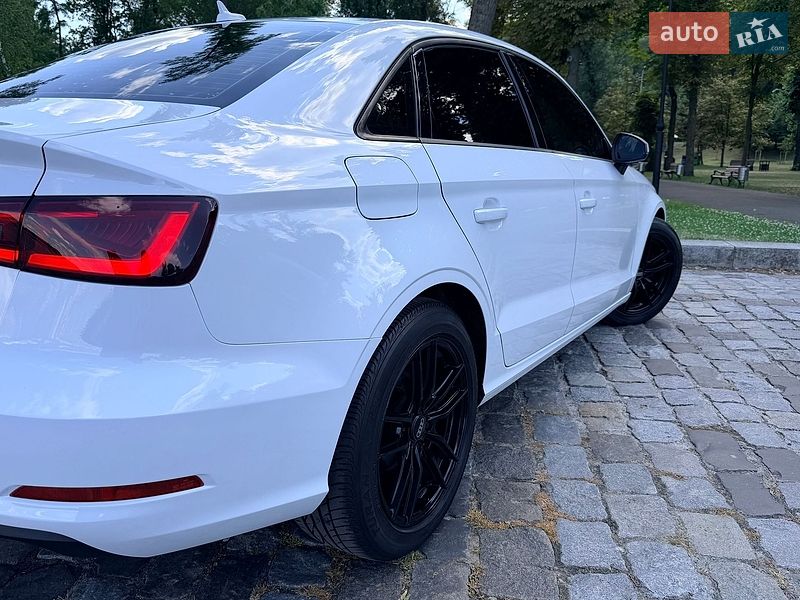 Седан Audi A3 2015 в Києві
