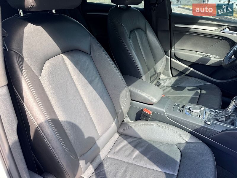 Седан Audi A3 2015 в Києві