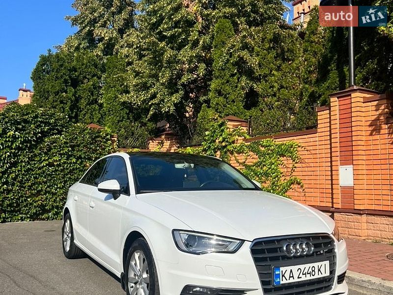 Седан Audi A3 2015 в Киеве фото Седан Audi A3 2015 в Киеве