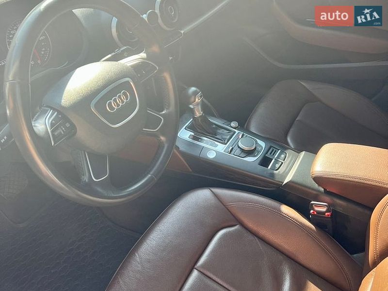 Седан Audi A3 2015 в Киеве фото 6 Седан Audi A3 2015 в Киеве