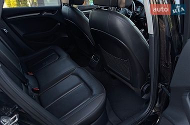 Седан Audi A3 2016 в Дрогобыче