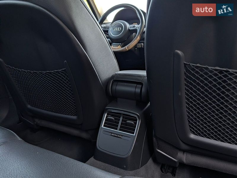 Седан Audi A3 2016 в Дрогобыче