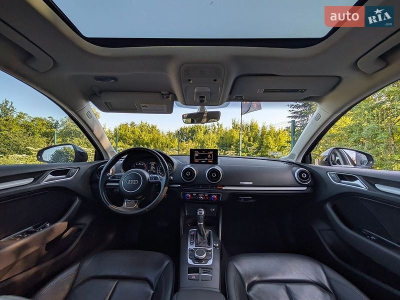 Седан Audi A3 2016 в Дрогобыче