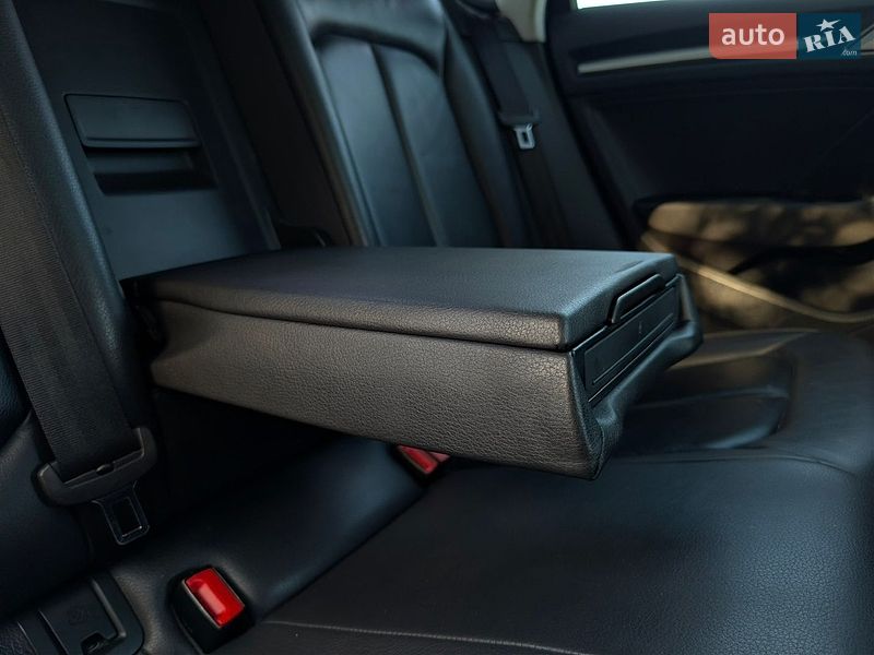 Седан Audi A3 2016 в Дрогобыче