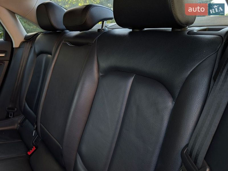 Седан Audi A3 2016 в Дрогобыче