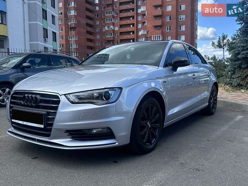Седан Audi A3 2015 в Борисполе