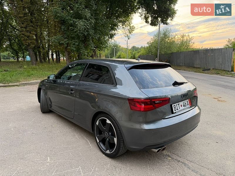Хетчбек Audi A3 2013 в Новояворівську