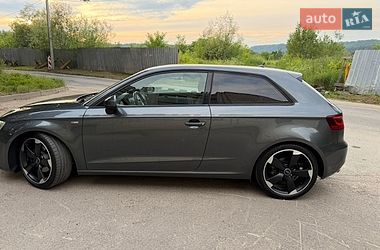 Хетчбек Audi A3 2013 в Новояворівську