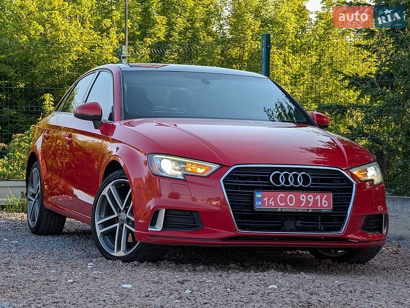 Седан Audi A3 2016 в Дрогобичі