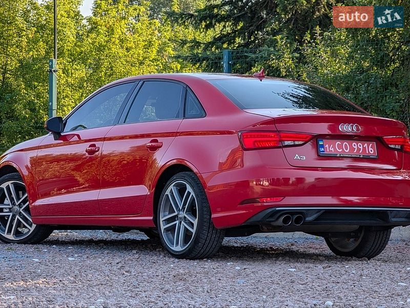 Седан Audi A3 2016 в Дрогобичі