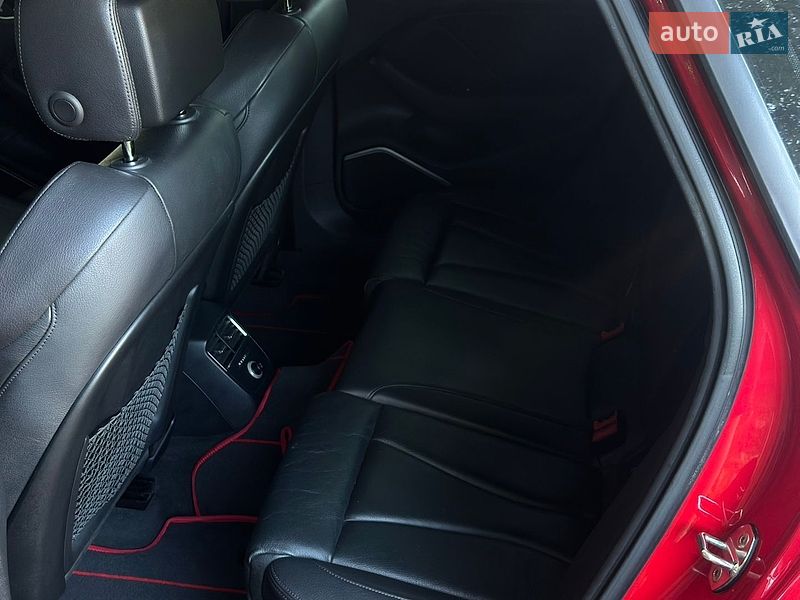 Седан Audi A3 2016 в Львові