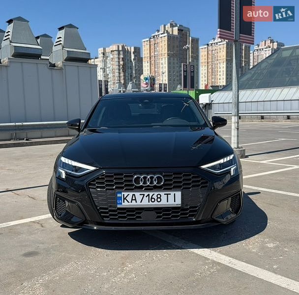 Седан Audi A3 2022 в Києві