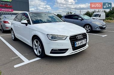Хэтчбек Audi A3 2015 в Киеве
