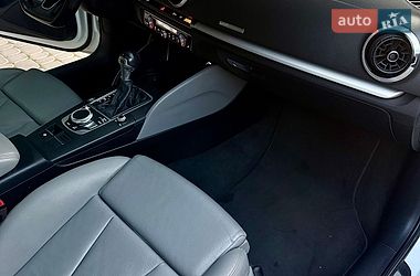 Седан Audi A3 2018 в Вінниці