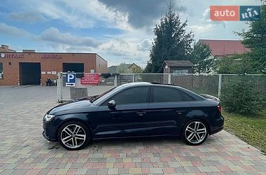 Седан Audi A3 2017 в Львові