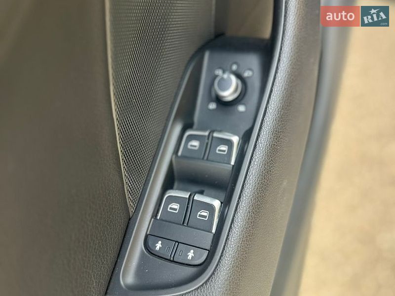 Седан Audi A3 2016 в Києві фото 38 Седан Audi A3 2016 в Києві