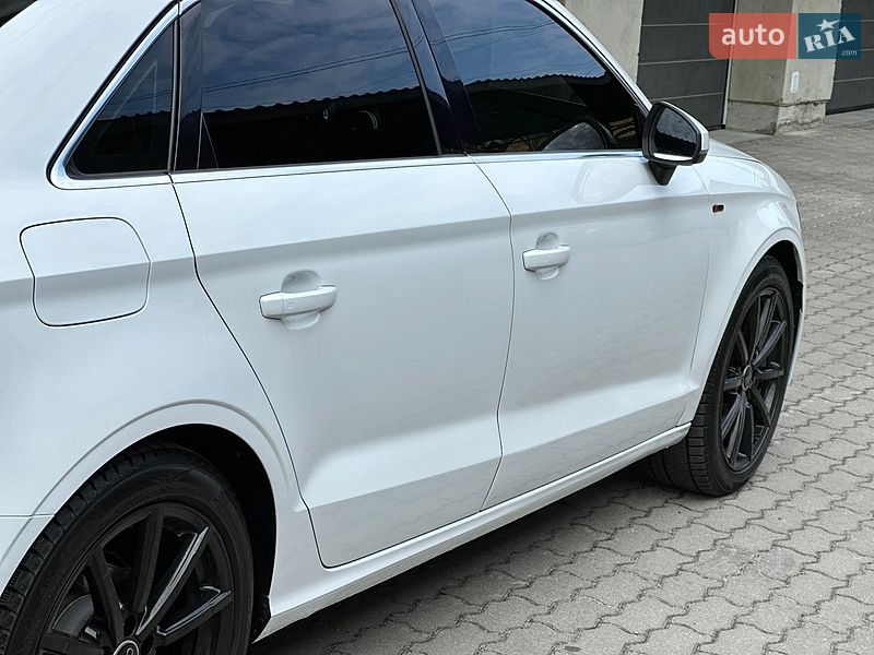 Седан Audi A3 2015 в Дрогобичі