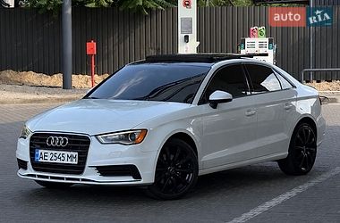 Седан Audi A3 2015 в Дніпрі фото Седан Audi A3 2015 в Дніпрі