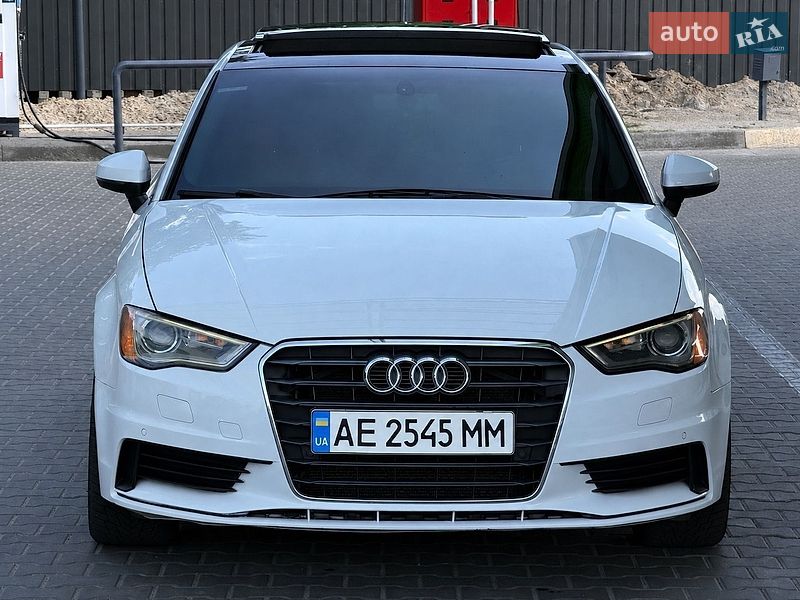 Седан Audi A3 2015 в Дніпрі фото 3 Седан Audi A3 2015 в Дніпрі