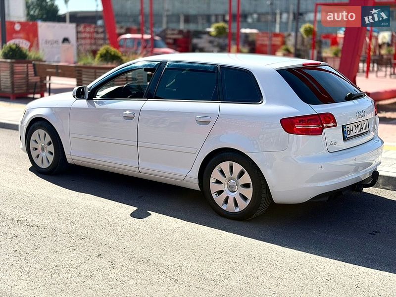Хэтчбек Audi A3 2012 в Львове