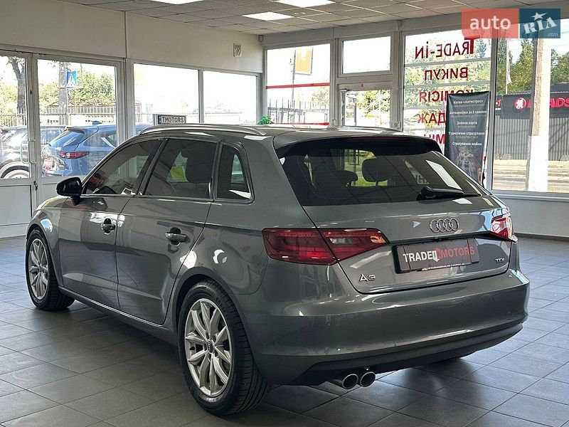 Хетчбек Audi A3 2016 в Києві