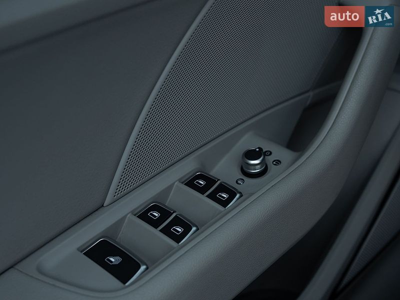 Кабріолет Audi A3 2016 в Дніпрі