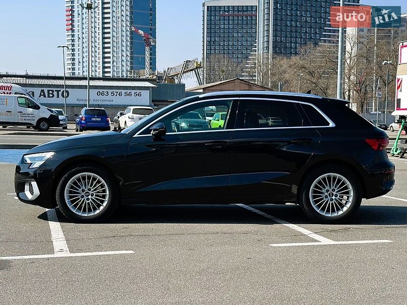 Хетчбек Audi A3 2021 в Києві
