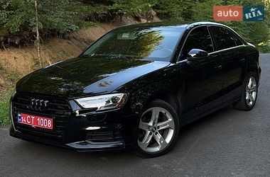 Хэтчбек Audi A3 2017 в Долине