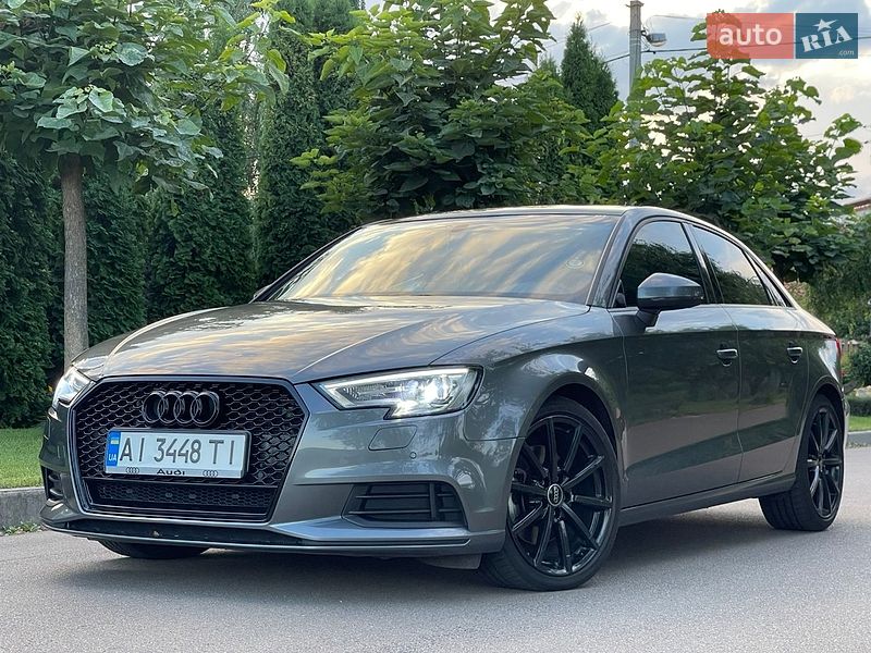 Седан Audi A3 2015 в Киеве