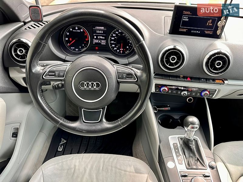Седан Audi A3 2015 в Киеве