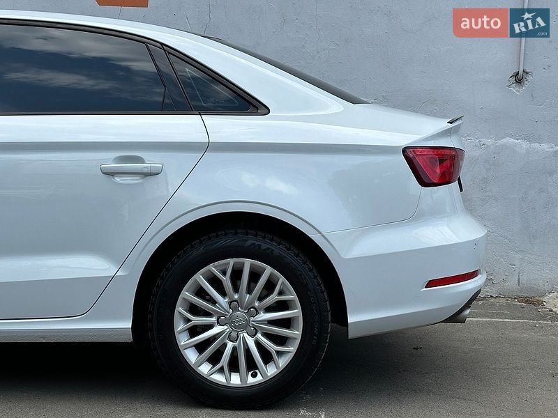 Седан Audi A3 2016 в Одесі