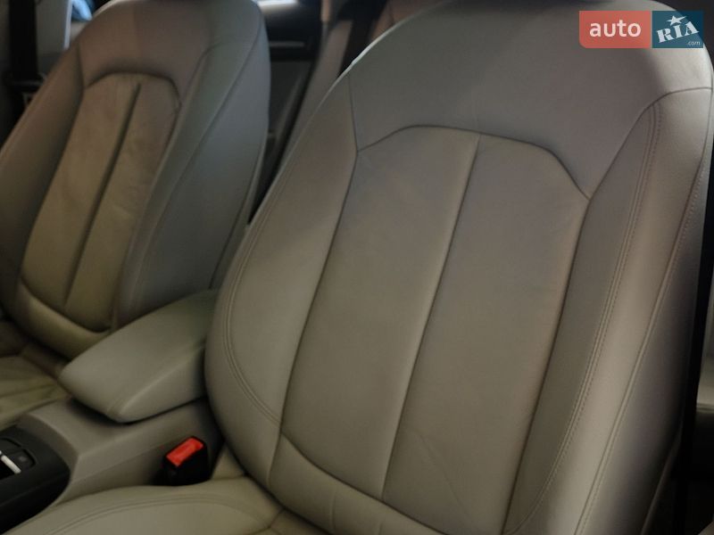 Седан Audi A3 2015 в Одессе