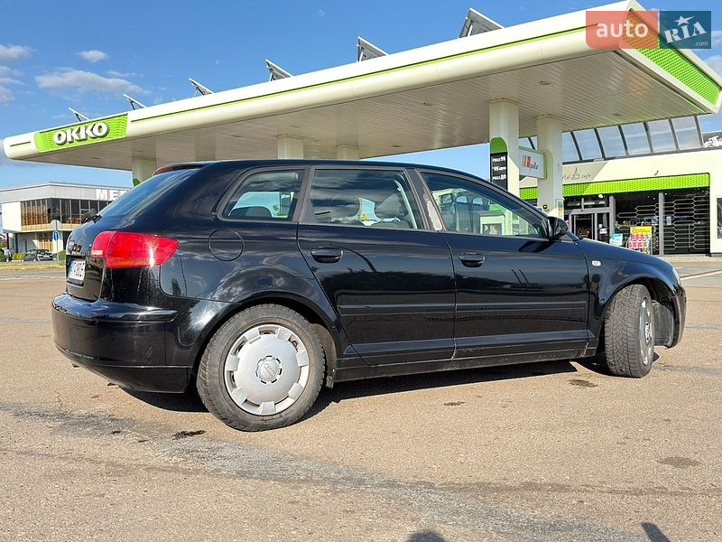 Хетчбек Audi A3 2006 в Снятині
